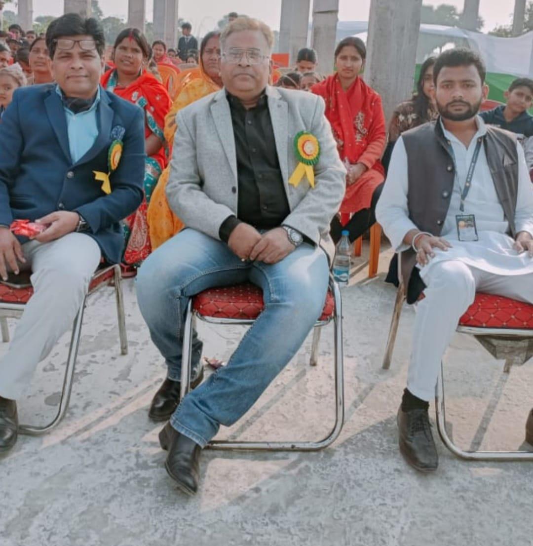 RR International School management at a school function
